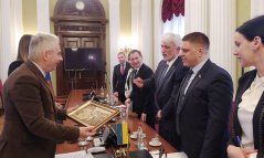 5. april 2023. Predsednik Poslaničke grupe prijateljstva sa Ukrajinom sa delegacijom Grupe prijateljstva sa Srbijom u Vrhovnoj radi Ukrajine